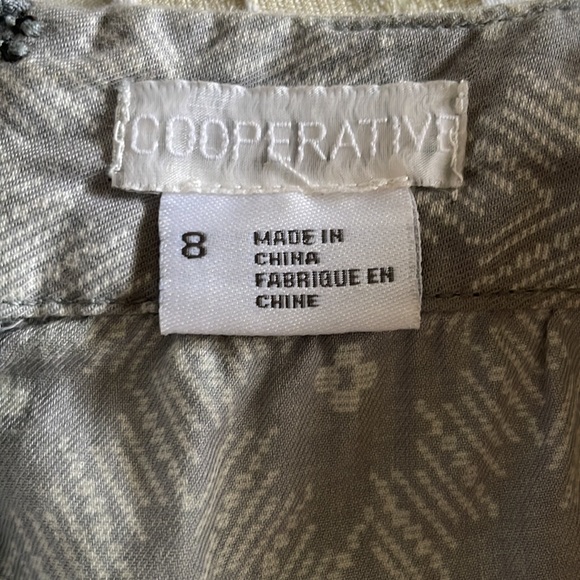 Cooperative Shorts Size 8 - Picture 5 of 6